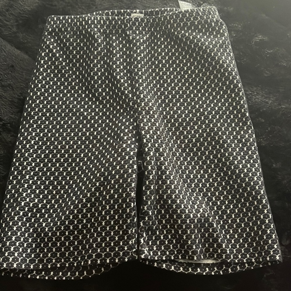Sunday best/Aritzia shorts